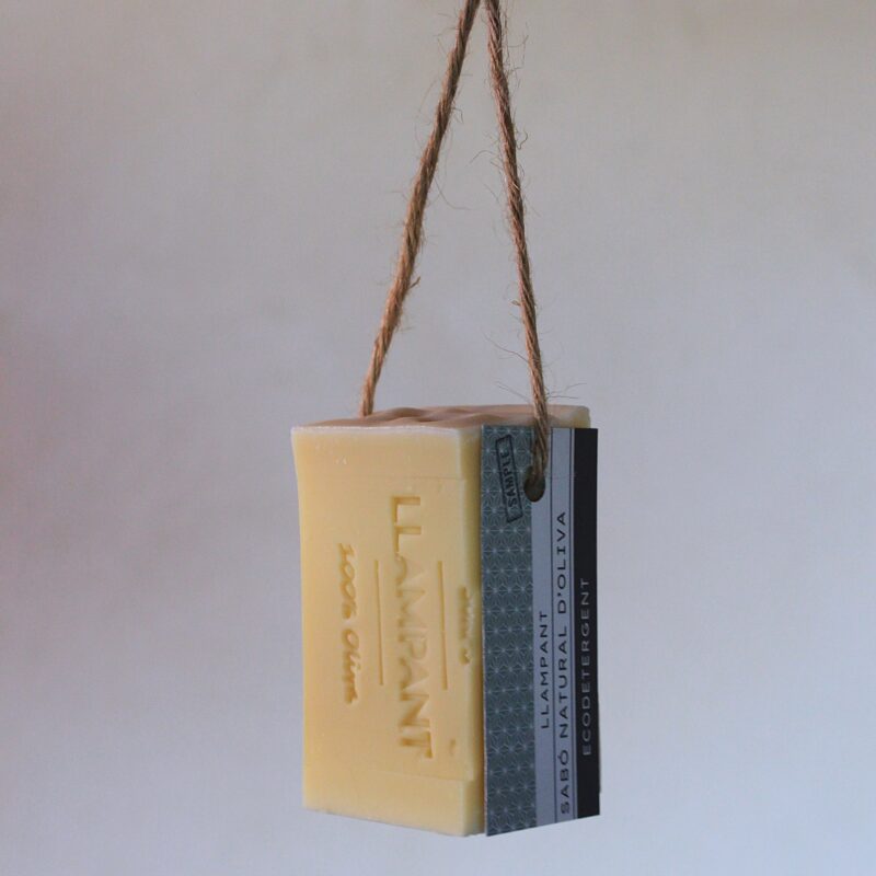 Jabón de aceite de oliva en cubo