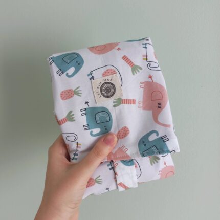 portabocadillos reutilizable estampado elefantes