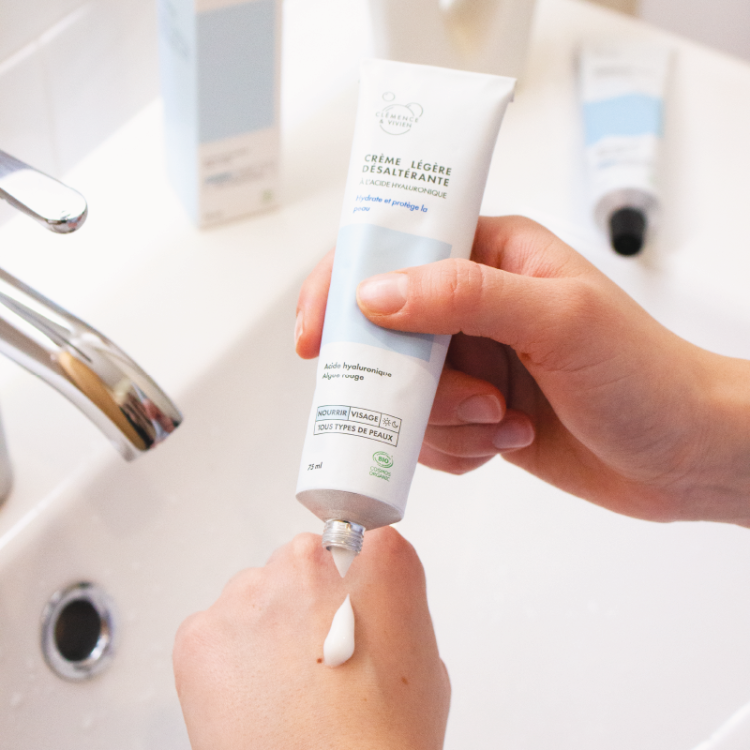 crema facial natural con acido hialuronico